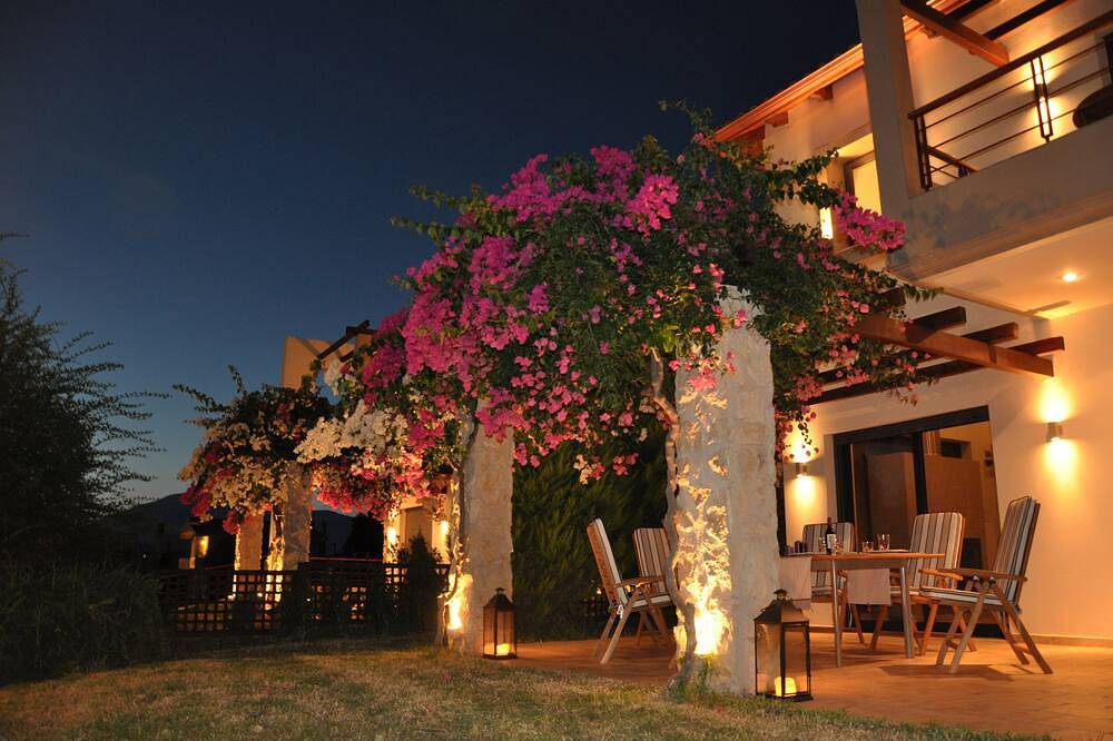 Luxuriöse Residenz am Meer, Villa Carlos in Patras, Achaia