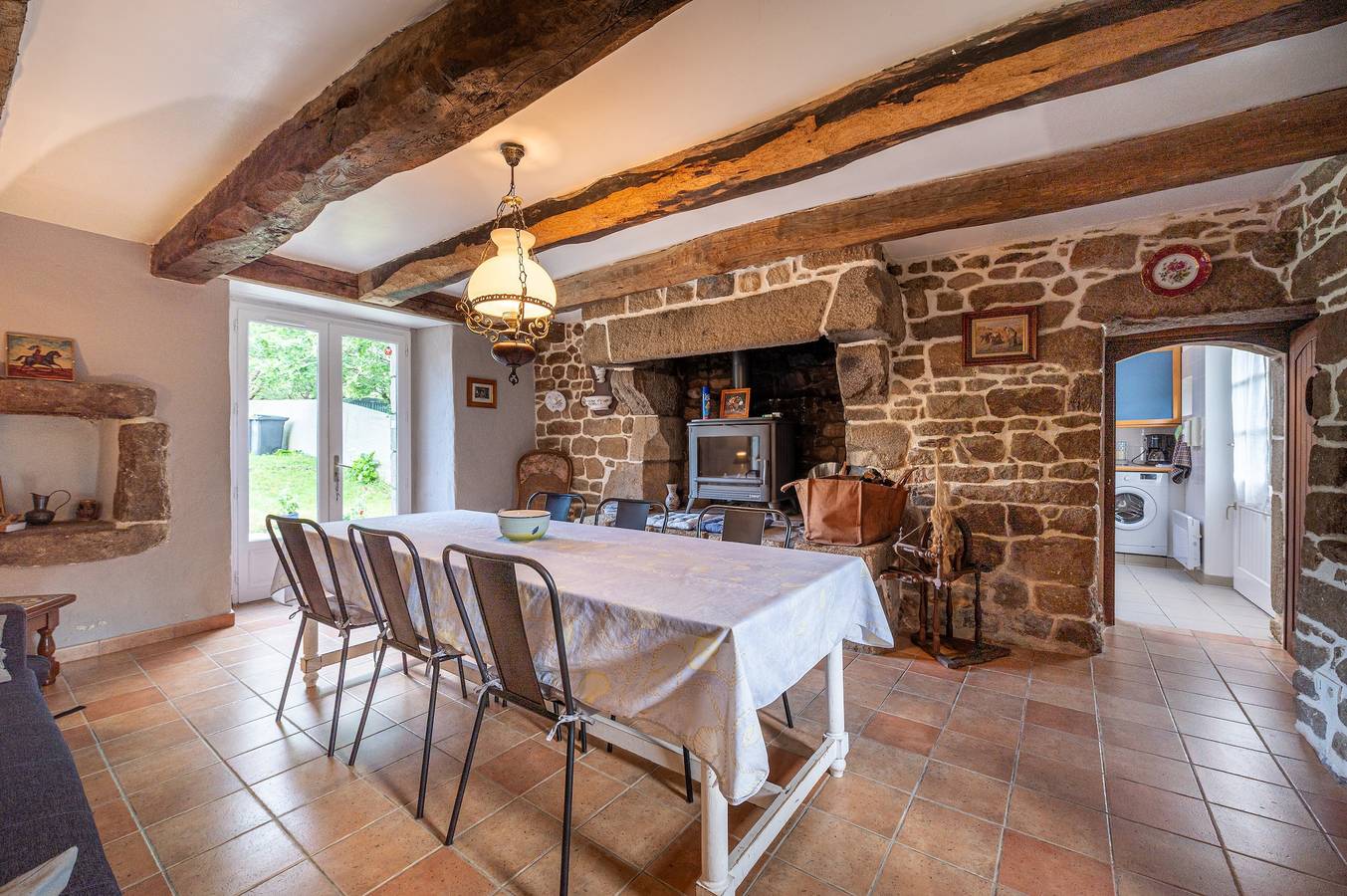 Appartement entier, Appartement 'Ker Mané Teviec' avec terrasse partagée, jardin partagé et Wi-Fi in Erdeven, Côte des Mégalithes