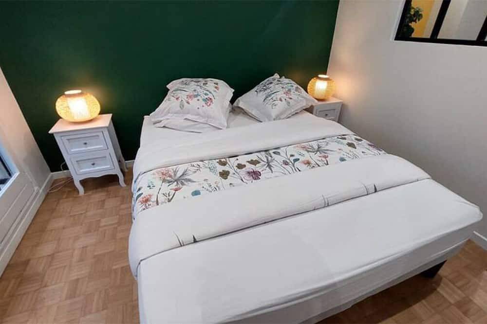 Entire apartment, F3 + Parking - Metro 14/Rer C, Proche Paris & Orly in Thiais, Val-de-Marne