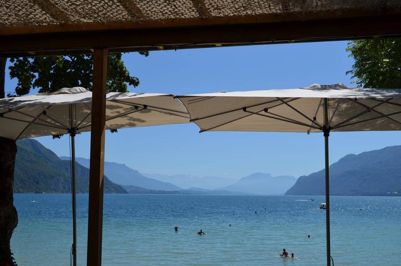 Appartement entier, Apartment with Lake View in Tresserve, Région de Chambéry