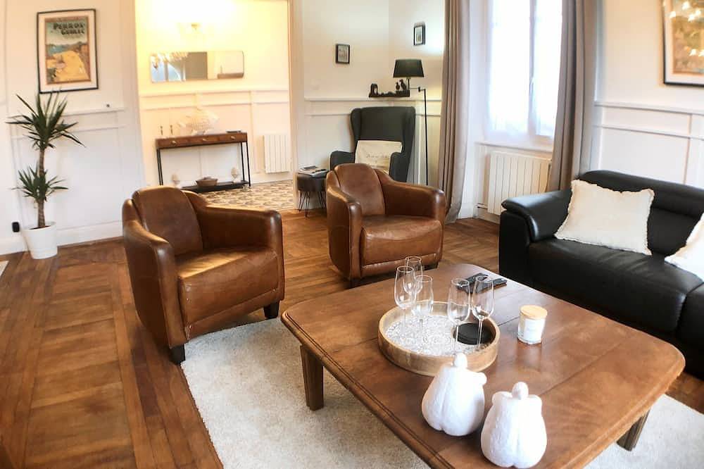 Villa perrosienne avec Jacuzzi, Sauna, Hammam, Home Cinema in La Clarté (Perros-Guirec), Perros-Guirec