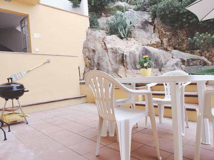 Apartament wakacyjny dla 2 osób, z ogród i widok, zwierzęta dozwolone w Posada