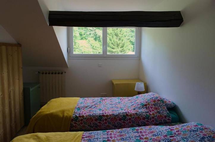 Location de vacances pour 2 personnes, avec terrasse ainsi que jardin et vue à Docelles - 4