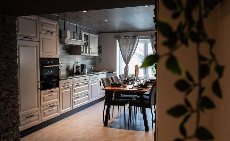 Maison de vacances pour 6 personnes, avec jacuzzi à Gedinne