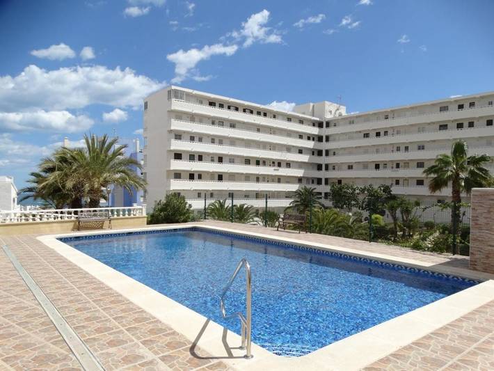 Apartamento de vacaciones para 2 personas, con jardín y vistas además de terraza y piscina - 1