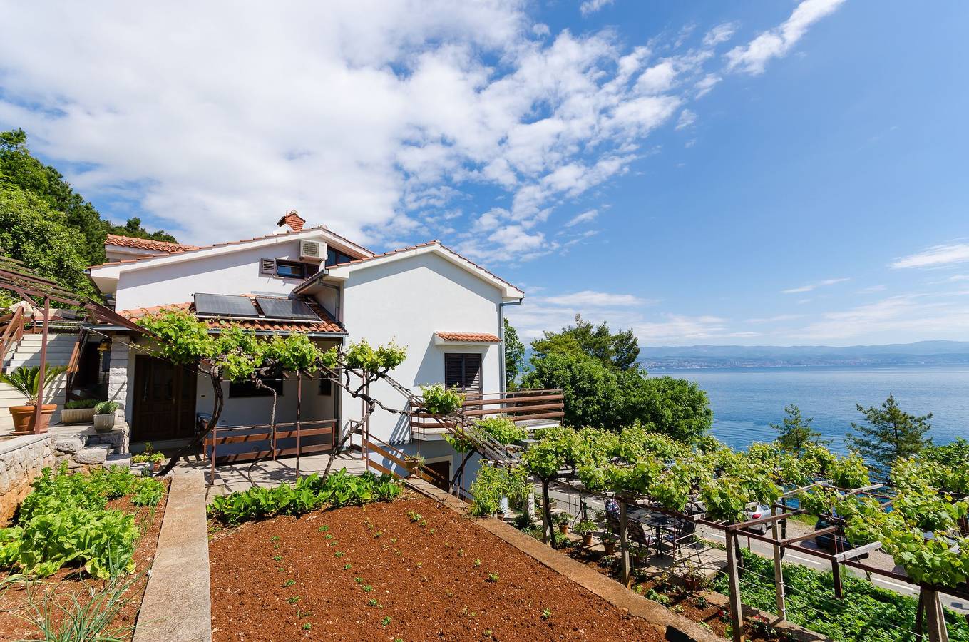 Ganze Wohnung, Apartments Milan in Medveja, Opatija Riviera