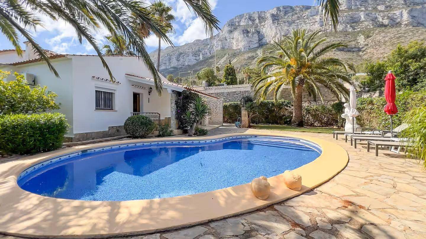 Casa de vacaciones con piscina particular para 5 personas aprox. 125 qm en Dénia, Valencia (Costa Blanca) in Montgó, Dénia