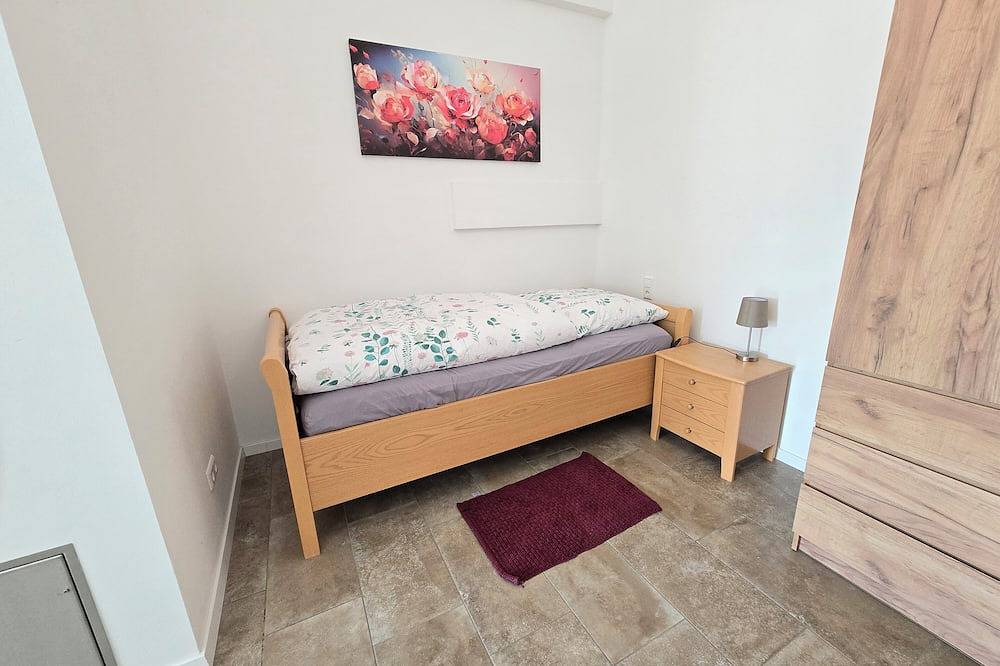 Apartamento entero, Cozy 1-room apartment in a quiet location, near freeway A6 Ilshofen in Ilshofen, Hohenlohe
