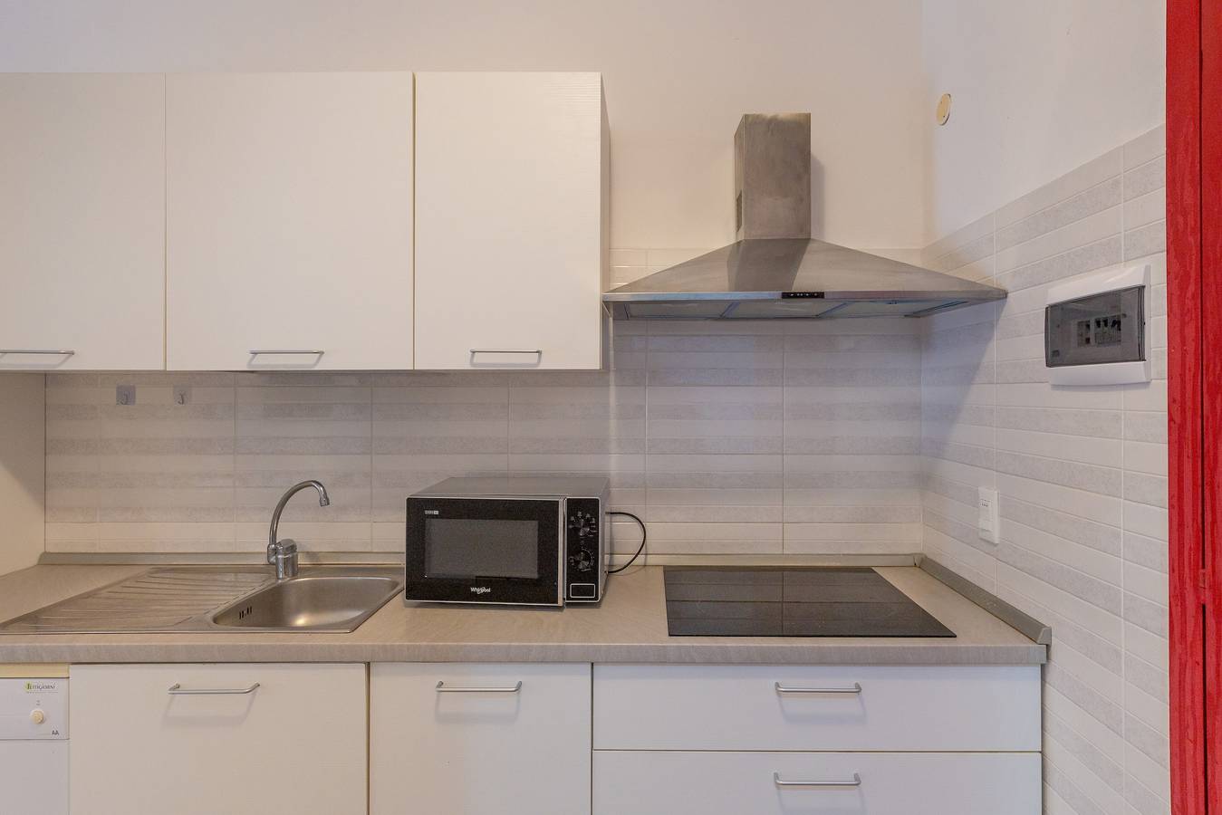 Ganze Wohnung, Ferienwohnung 'Casa Anna' mit Gemeinschaftspool, privater Terrasse und Klimaanlage in Marina di Bibbona, Bibbona