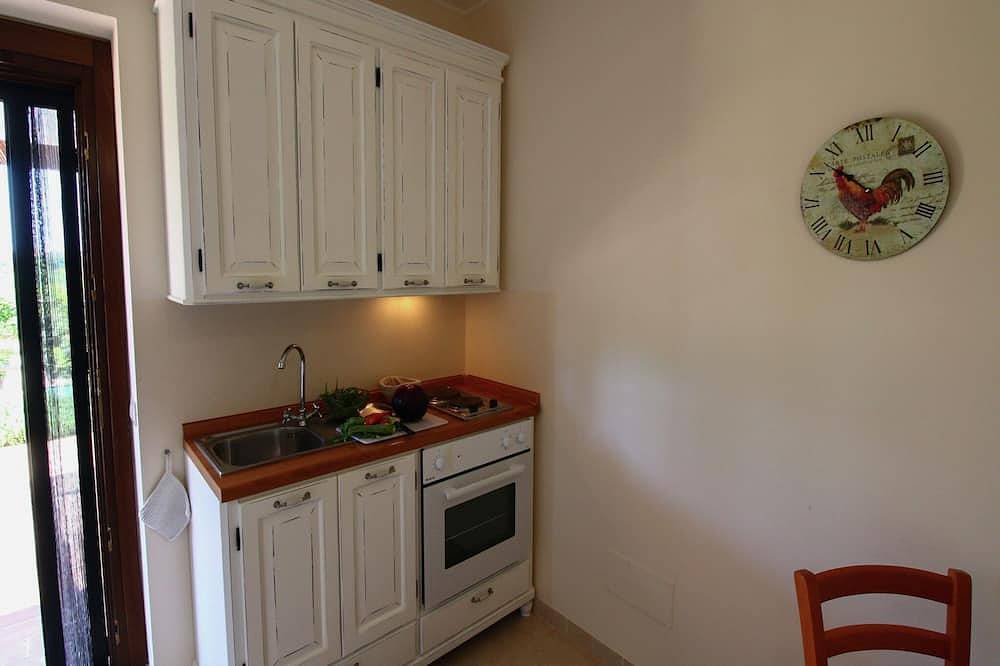 Farmhouse in Montalto near Sandy Beaches in Montalto di Castro, Viterbo Province