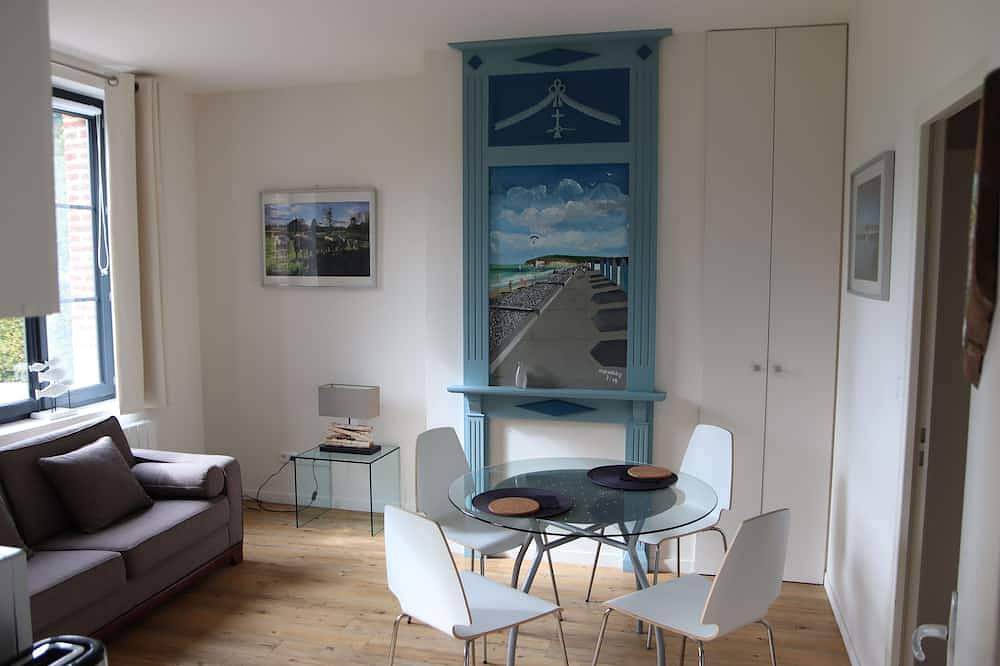 Appartement entier, Proche de la Mer, Logement Familiale Pour 4 Personnes in La Chapelle-sur-Dun, Région de Dieppe