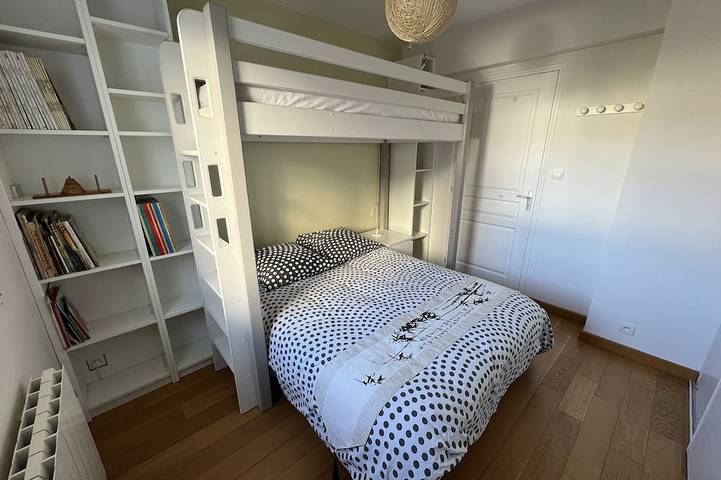 Gîte pour 5 personnes, avec Balcon dans Office de Tourisme de Perros Guirec - 4