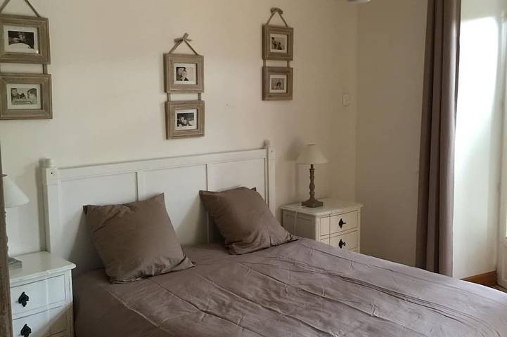 Location de vacances pour 10 personnes, avec terrasse et jardin à Saint-Dier-d'Auvergne - 4