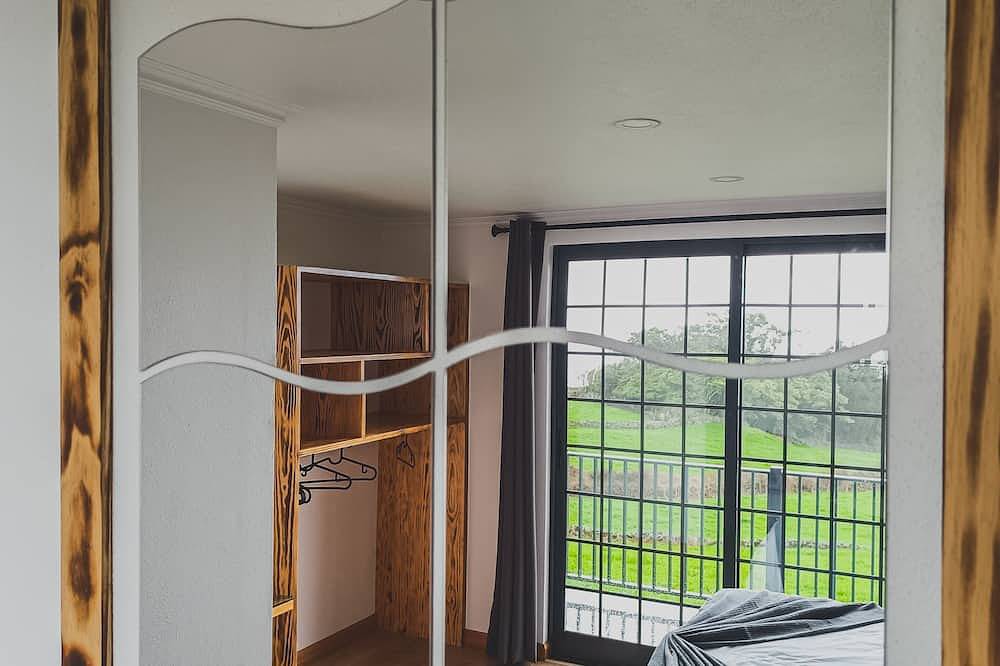 Laura's Cottage Al in Manadas, São Jorge