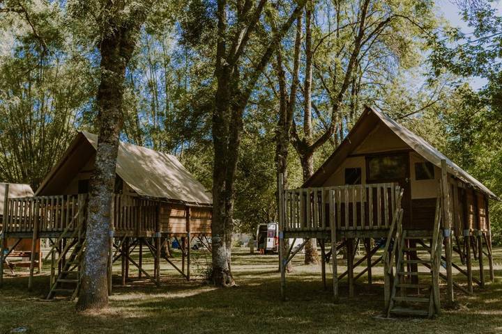Camping para 4 personas, con jardín, Se admiten mascotas - 1