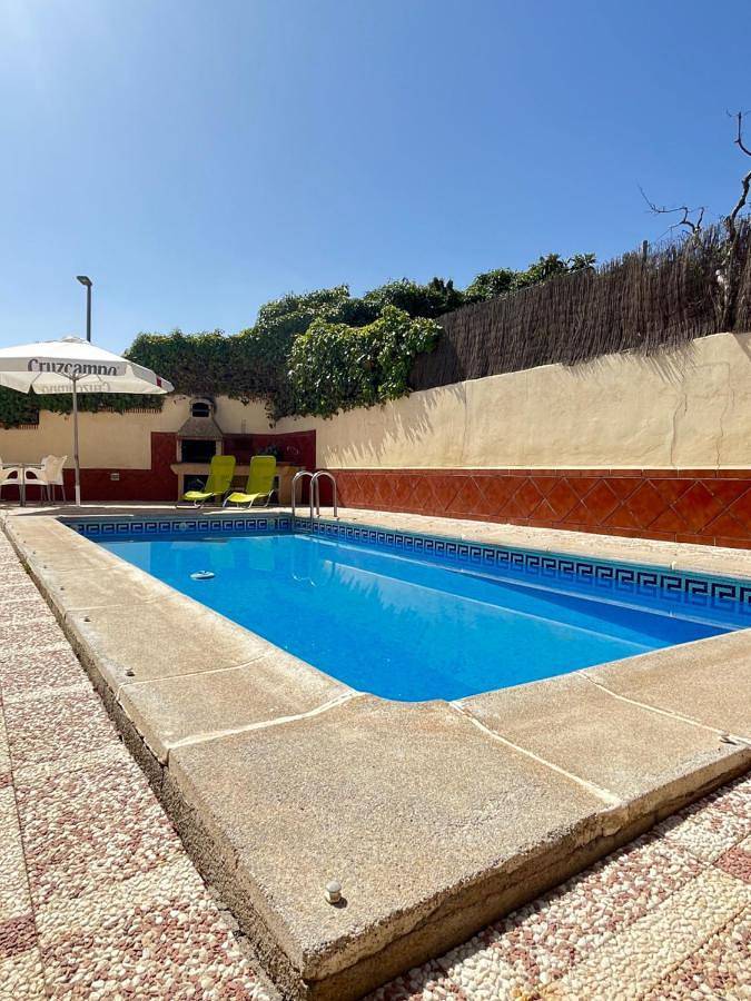 Casa de vacaciones para 12 personas, con jardín y vistas - 1