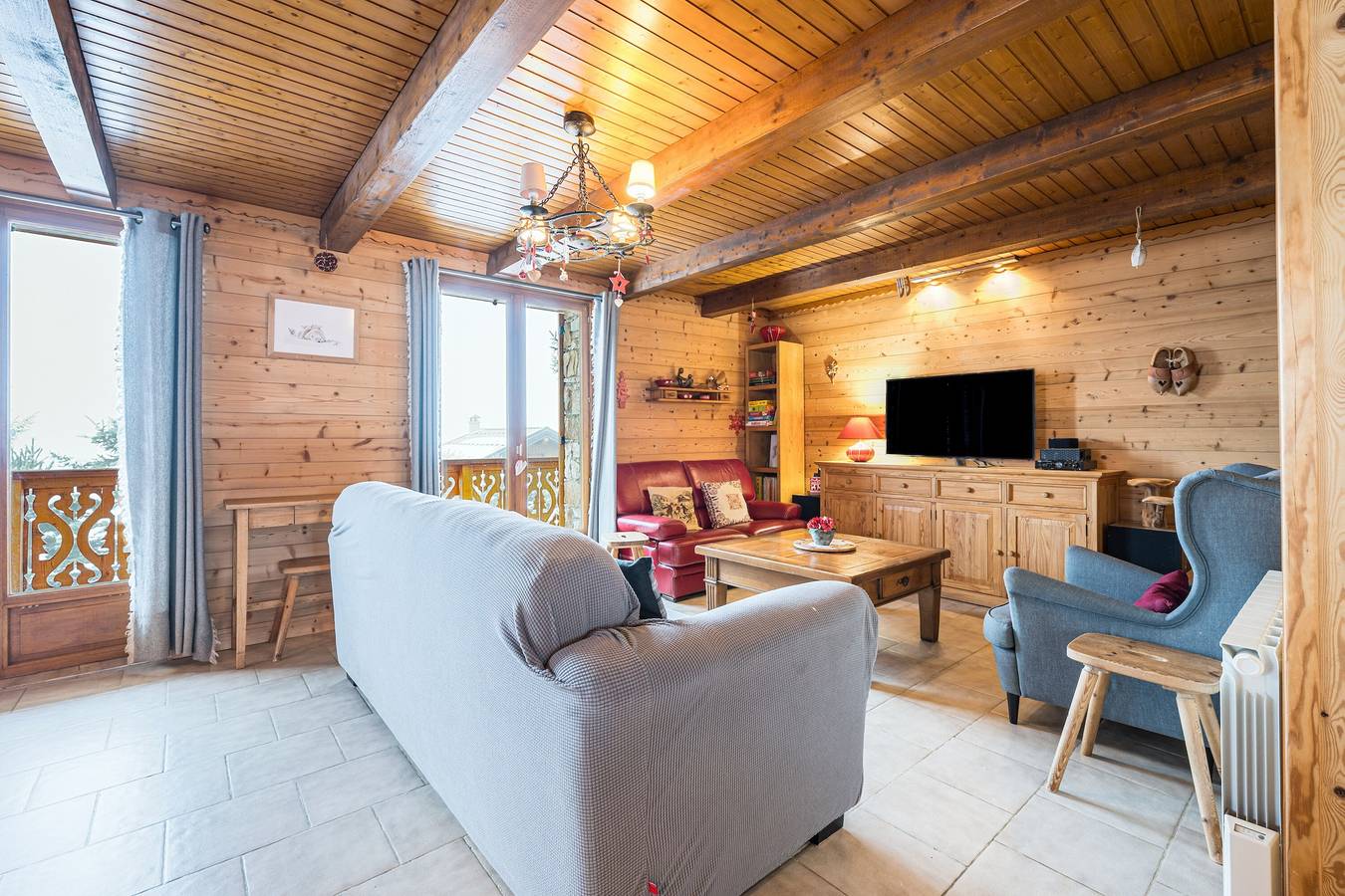 Ferienhaus 'Chalet Le Refuge' mit Bergblick, privater Terrasse und Wlan in Les Menuires, Saint-Martin-de-Belleville