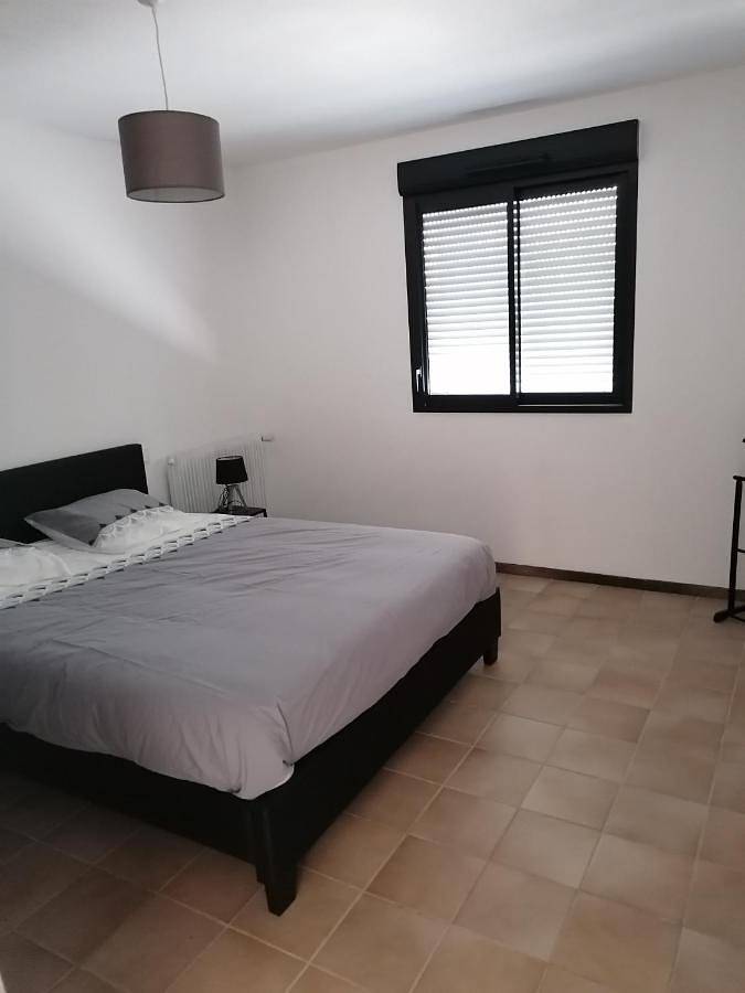 Two-Bedroom House in Vergt, Périgord Blanc