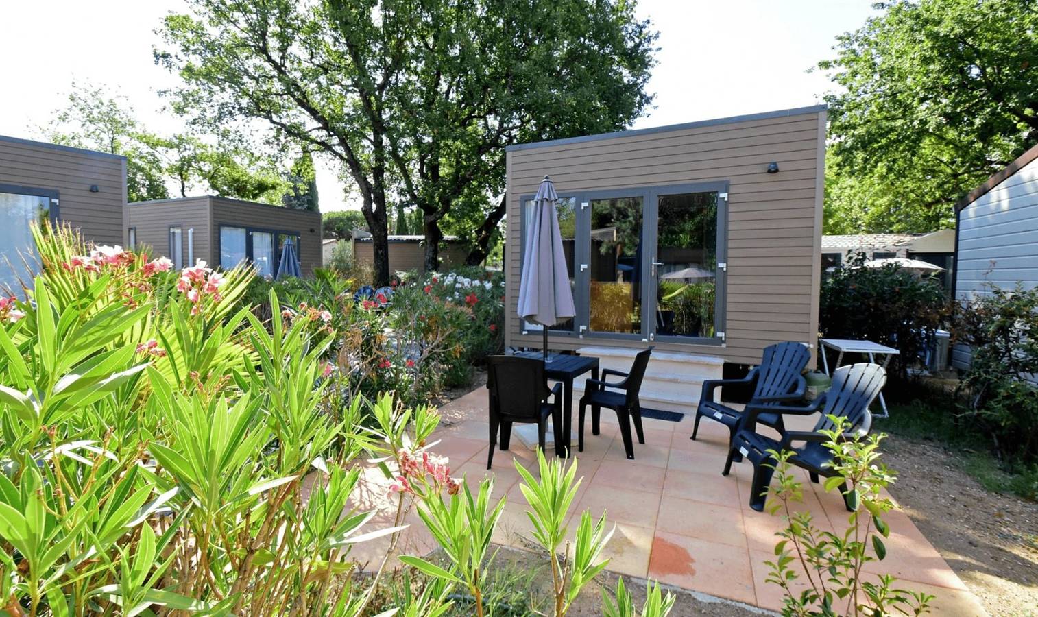Zecamping 4 étoiles animé espace aquatique 4km plage locatif Tv 20m2 in Grimaud, Côte méditerranéenne (France)