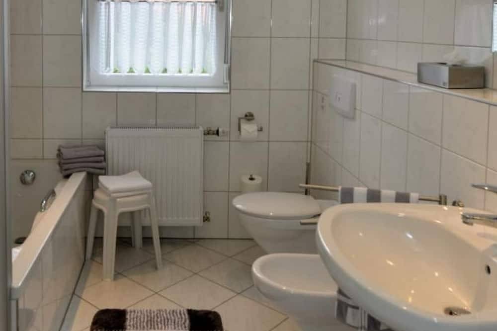 Ganze Wohnung, Mit Balkon in Badenhausen, Bad Grund