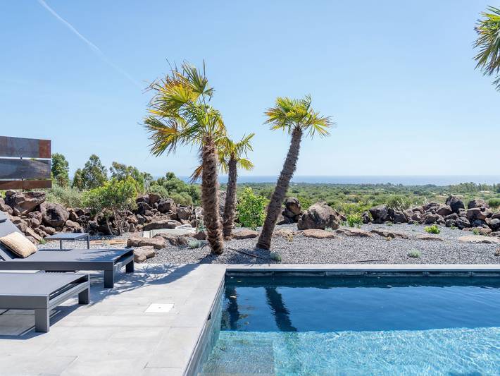 Villa für 3 Personen, mit Ausblick und Garten sowie Pool auf Sardinien