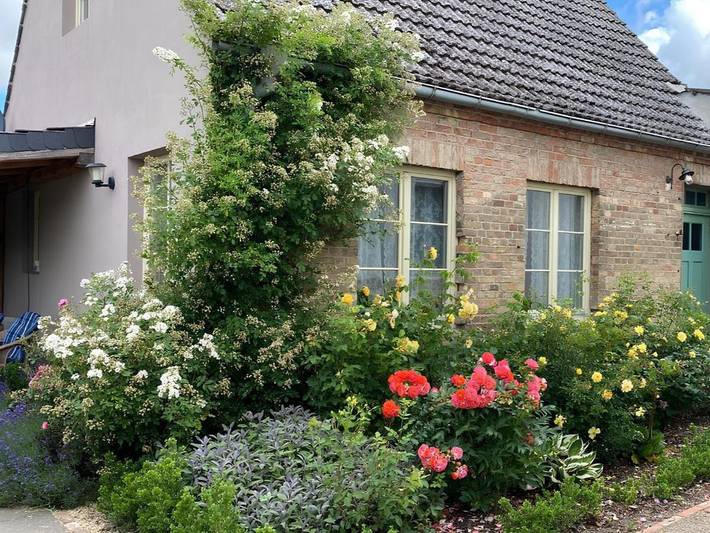 Ferienwohnung für 6 Personen, mit Terrasse und Garten sowie Pool und Ausblick