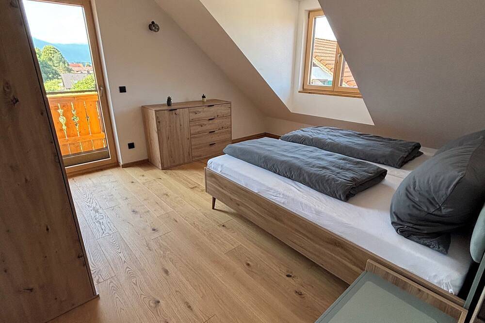 Ganze Wohnung, Neu: Gemütliche Ferienwohnung in Aidling am Riegsee mit Bergblick in Riegsee, Das Blaue Land