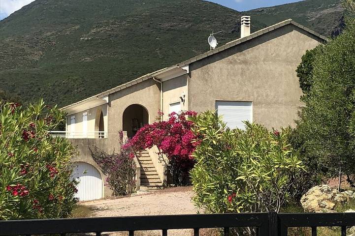 Villa for 6 people, with garden and terrace - 1