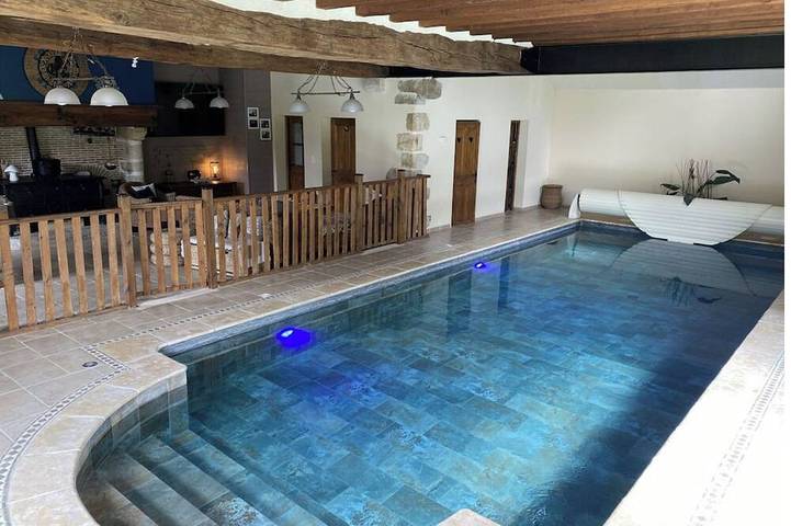 Location de vacances pour 16 personnes, avec Jacuzzi et Jardin à Esternay