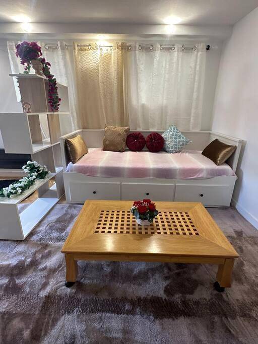 Appartement entier, *cocon*indépendant proche de l’aéroport et gares in Viry-Châtillon, Essonne