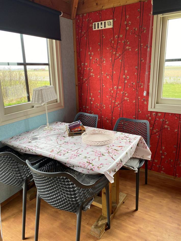 Entire holiday apartment, Boerencamping Duinzoomhoeve – Hooiberghut Altena in Den Helder, North Holland - North Sea Coast