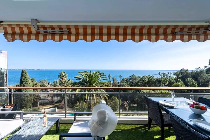 Apartamento entero, Apartamento con Terraza, Piscina & Acceso a la playa in Vallauris, Costa mediterránea (Francia)