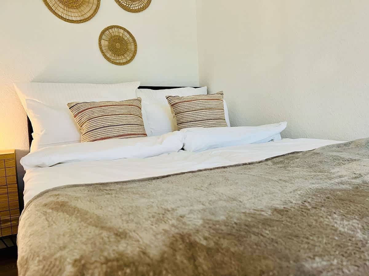 Ganze Wohnung, Ferienwohnung für 3 Personen mit Balkon/Terrasse in Lügde, Kreis Lippe