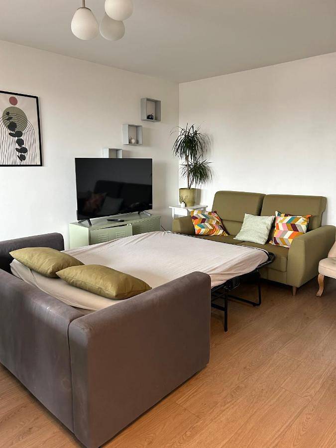 Gîte pour 8 personnes, avec terrasse et vue à La Courneuve - 3