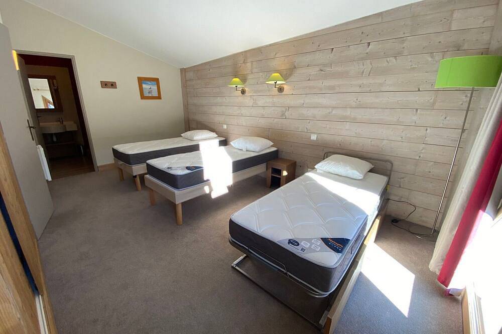 Ganze Wohnung, 3-Zi-Duplex 6-7 Pers, Zentrum, Ski-In/Ski-Out in La Tania, La Perrière