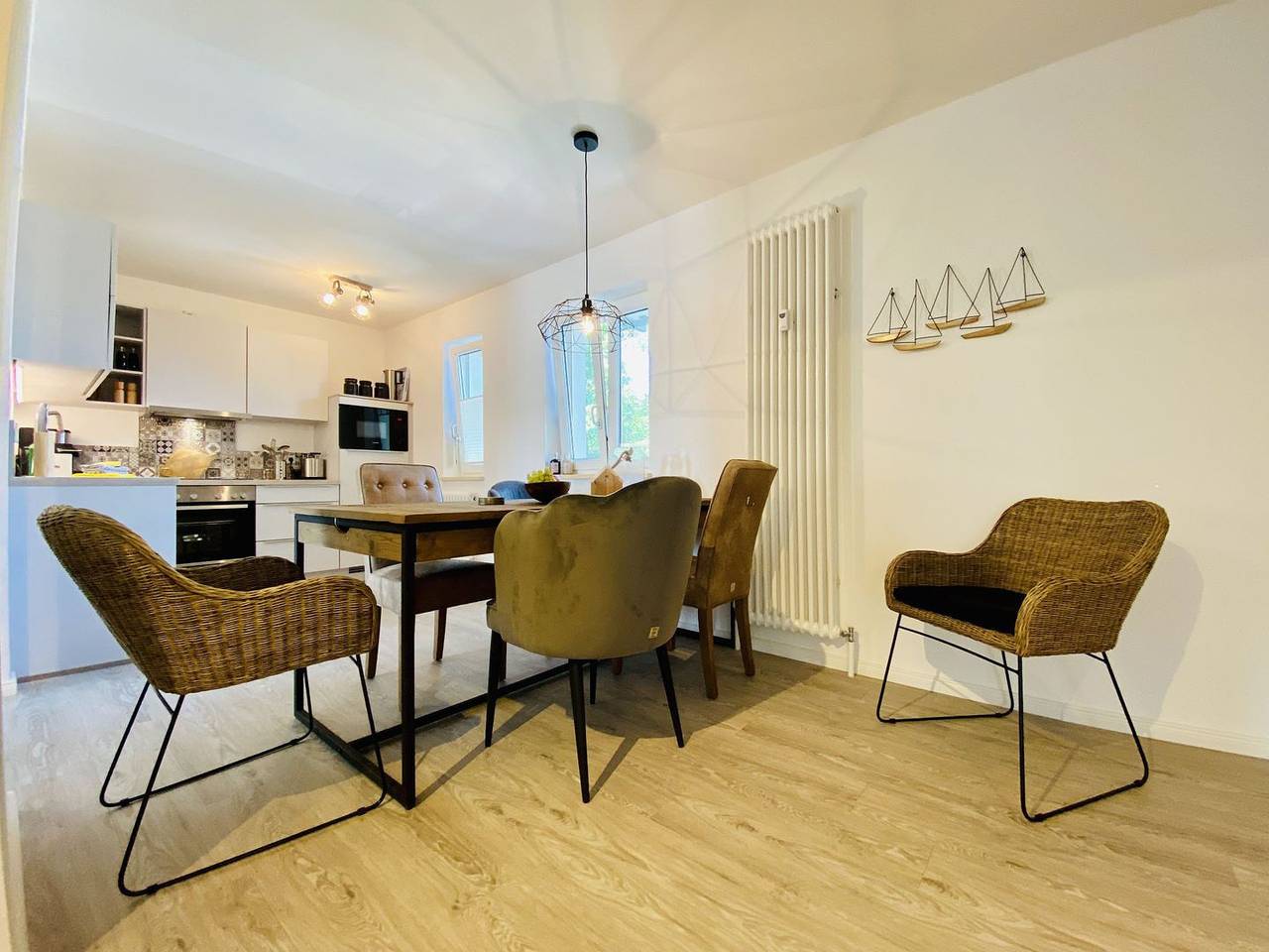 Apartamento entero, Strandnaher Komfort: "Weltenbummler" für max. 6 Pers.. Wlan, Haustiere erlaubt. in Baabe, Rügen