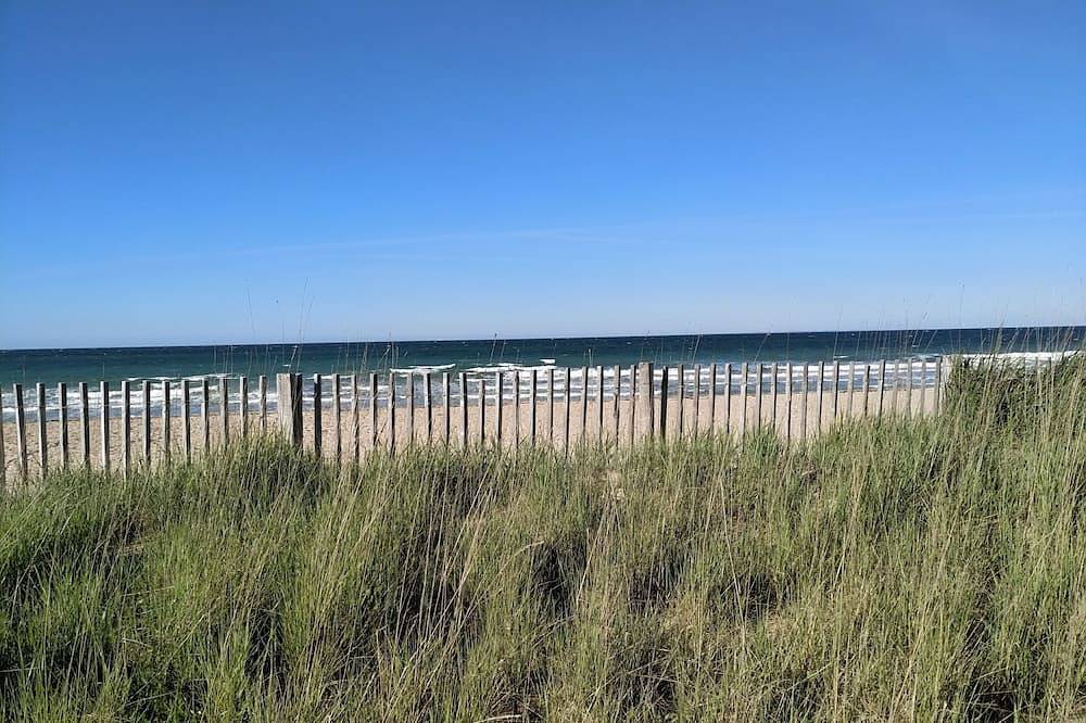 Entire apartment, Cozy studio near Caen and the sea, landing beaches in Biéville-Beuville, Caen region