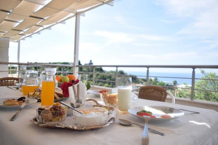 Maison d’hôte pour 4 personnes, avec jardin et vue, animaux acceptés à Himarë - 2