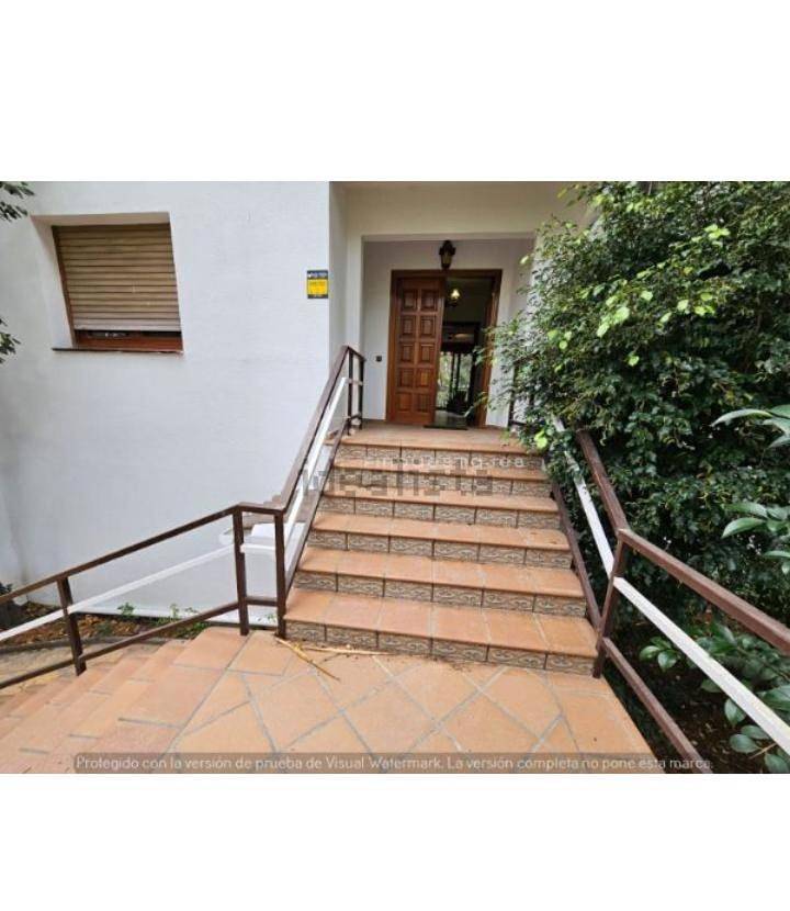 Three-Bedroom Villa in Castelldefels, Baix Llobregat