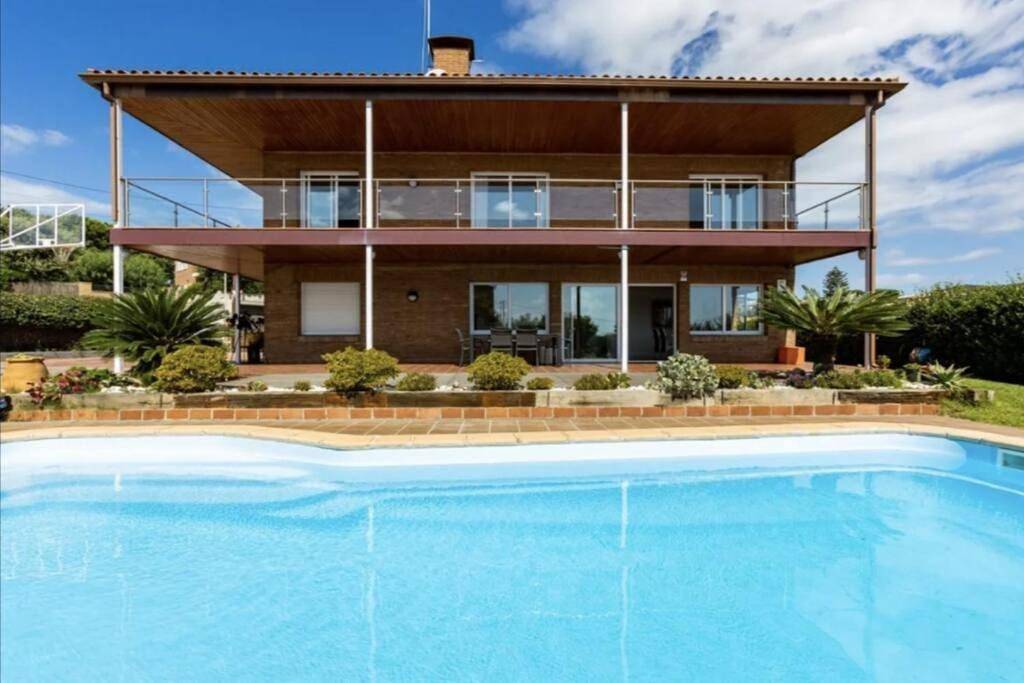 Five-Bedroom House in Alella, Costa del Maresme