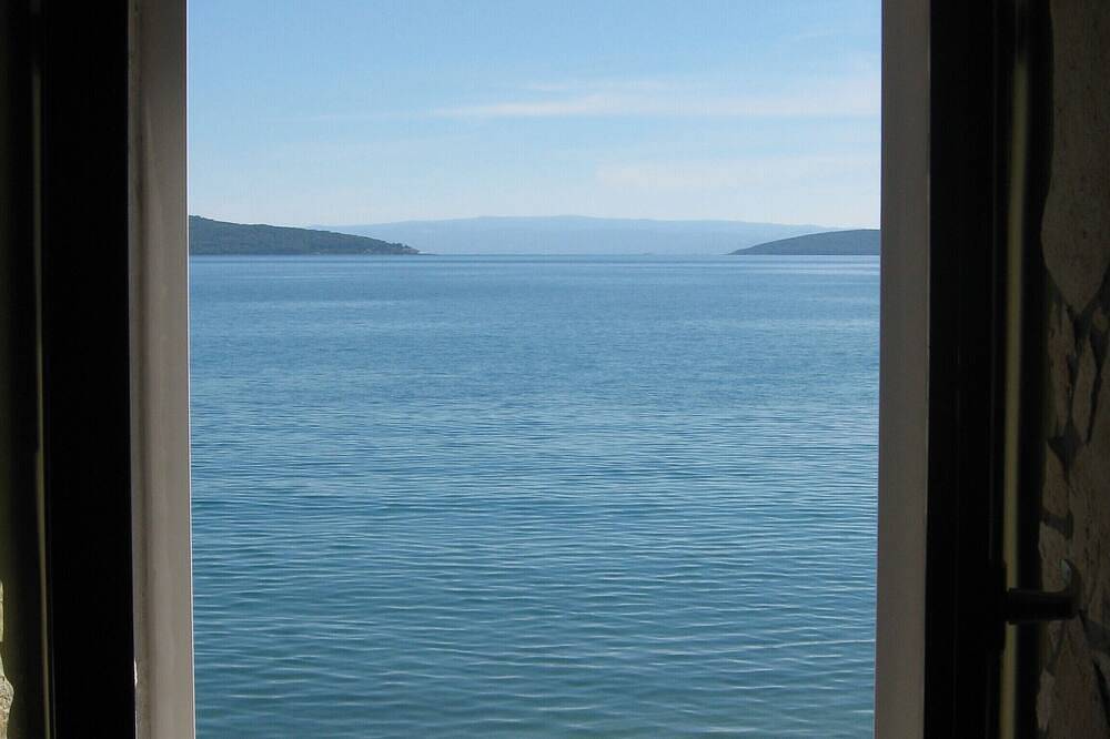 Steinhaus an der Riva in Kastel Novi in Kastel Novi, Kaštela