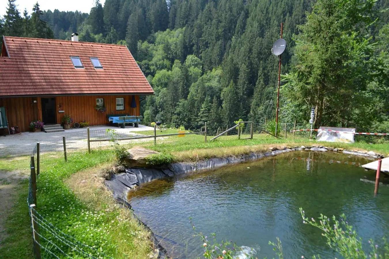 Ferienhaus 'Waldenstein 1' mit Bergblick, privater Terrasse und Wi-Fi in Wolfsberg, Lavanttaler Alpen