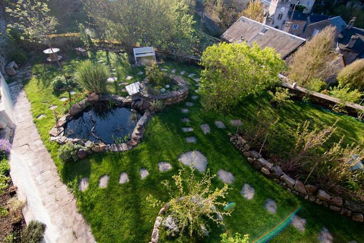 Maison d’hôte pour 2 personnes, avec terrasse ainsi que vue et jardin à Saint-Léons - 4