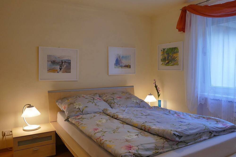 Ganze Wohnung, Ihre Fewo mit Kunst und Design mitten in Heiligenstadt in Heiligenstadt, Fränkische Schweiz