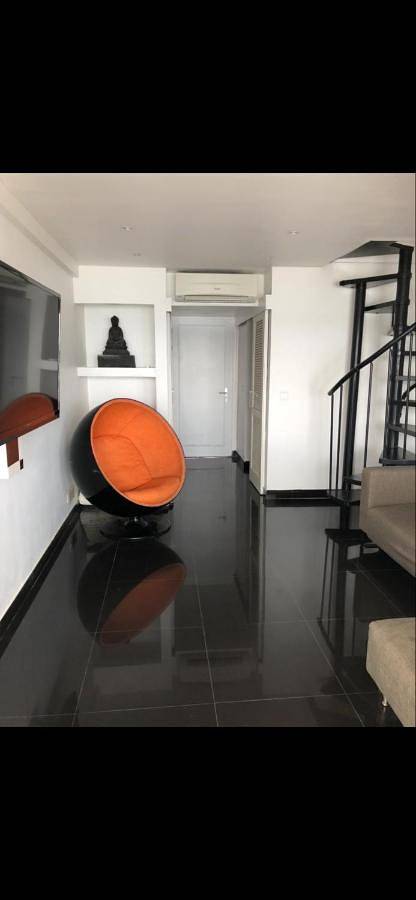 Gîte pour 2 personnes, avec vue et piscine ainsi que bassin pour enfant et jardin dans Nettlé Bay - 3