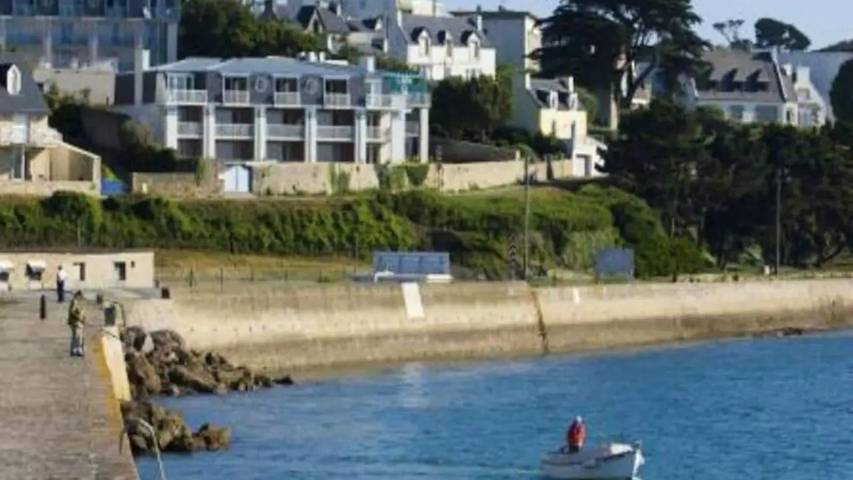 Gîte pour 6 personnes, avec Balcon et Piscine dans Plage Tres-Cadec - 4
