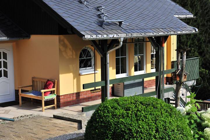 Ferienhaus für 7 Personen, mit Ausblick und Garten sowie Sauna im Erzgebirge - 2