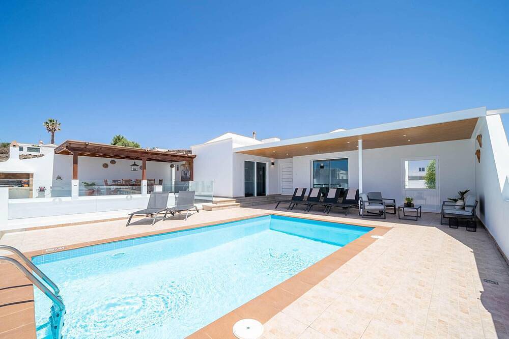 Casa vacanza a Tias a partire da 366€ a notte