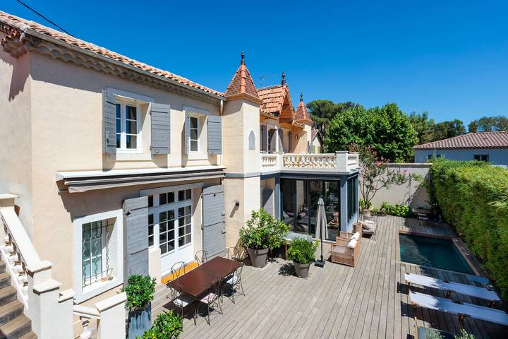 Villa pour 8 personnes, avec piscine et terrasse à Aix-en-Provence