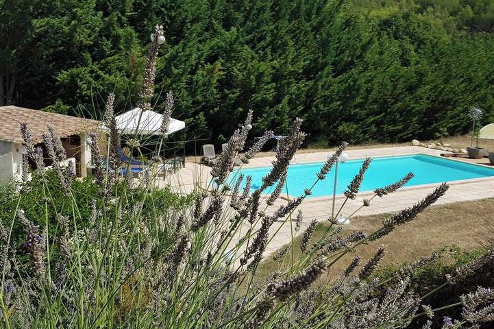 Ferienhaus für 6 Personen, mit Pool und Garten - 1